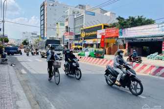 Bán gấp mặt tiền Nguyễn Thị Thập, Quận 7. 5x20m. 33 tỷ