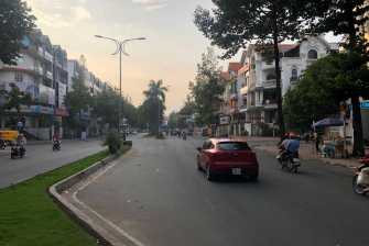 Mặt tiền Nguyễn Thị Thập, Quận 7, Giá 32 tỷ (5x20m)