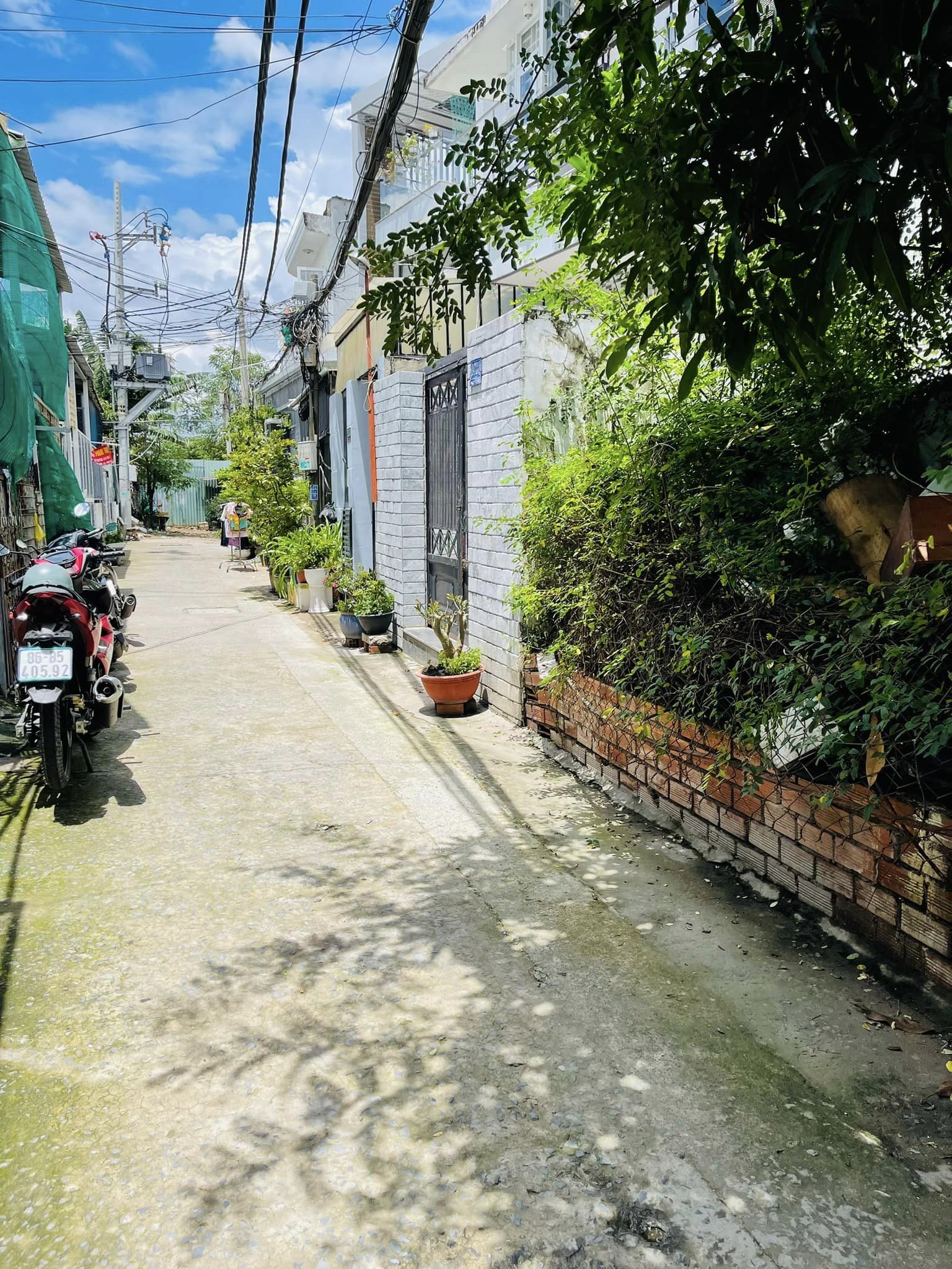 Bán nhà hẻm 77 Huỳnh Tấn Phát, Phú Thuận, Quận 7 - 91m2