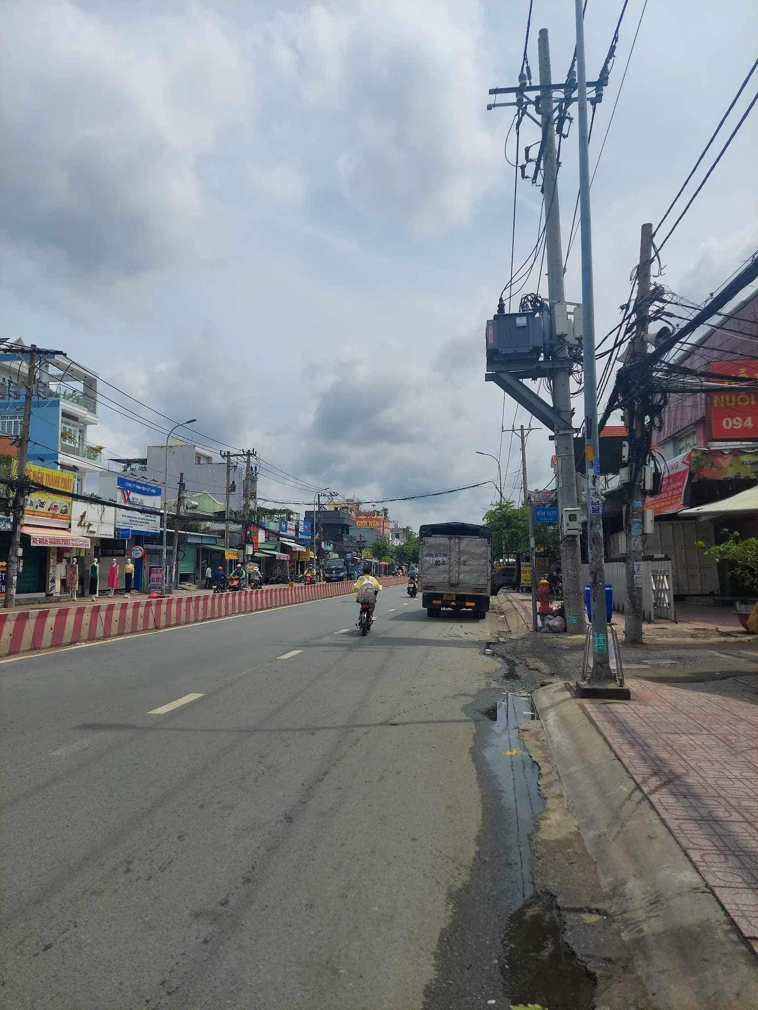 Bán nhà mặt tiền Huỳnh Tấn Phát, Phú Mỹ, Quận 7 - 54m2
