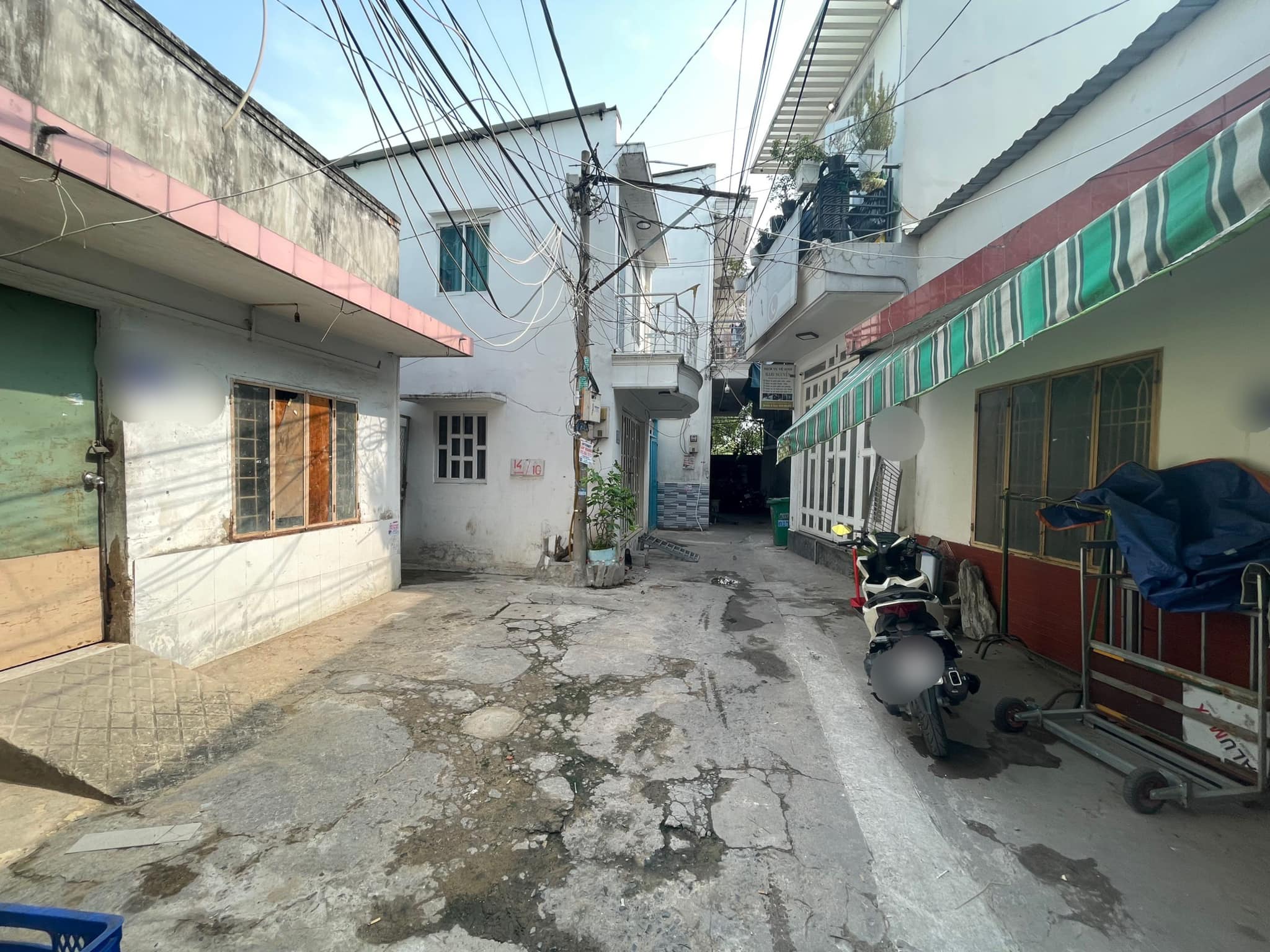 Bán nhà hẻm 67 Bùi Văn Ba, Tân Thuận Đông, Quận 7 - 70m2